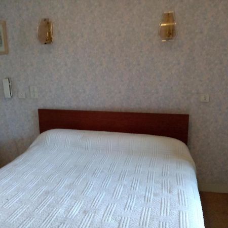 Chambres D'Hotes Des Voyageurs Magnac-Bourg Buitenkant foto